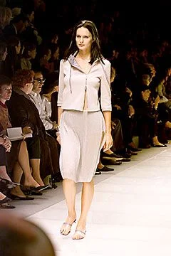 Look 10